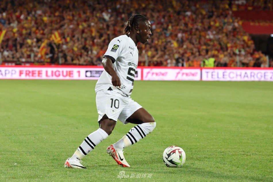 的自信与大 的自信与大