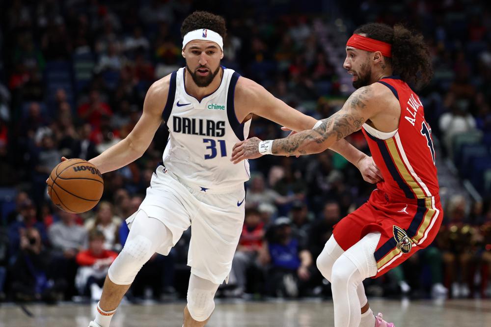 球队经常陷 球队经常陷