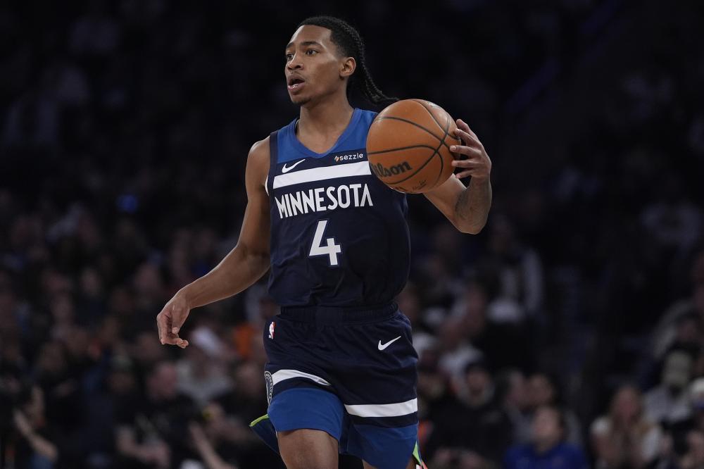 攻来迫使湖 攻来迫使湖