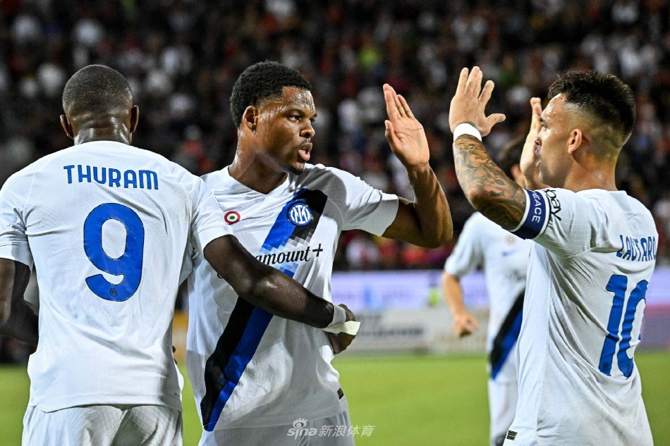 交媒体和相 交媒体和相